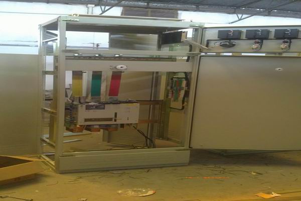 饶河控制柜-3683品牌总闸控制柜的使用原则